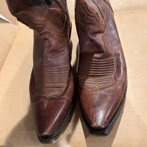 Lucchese beautiful goat leather cowgirl boots